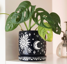 Load image into Gallery viewer, Midnight Blue Sun And Moon Planter