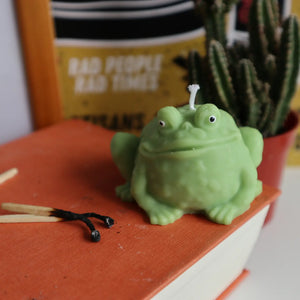 Small Toad Candle