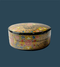 Load image into Gallery viewer, Vintage Kashmir Papier Maché Trinket Box
