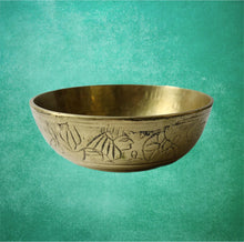 Load image into Gallery viewer, Vintage Egyptian Brass Trinket Dish
