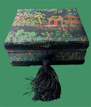 Load image into Gallery viewer, '90s Chinese Box with Tassel
