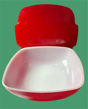 Load image into Gallery viewer, Vintage Red Pyrex Hostess Casserole Dish (1.5 quart)
