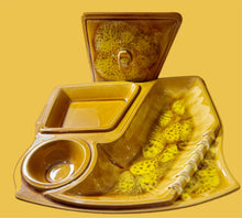 Load image into Gallery viewer, Vintage Smoker's Platter Ashtray
