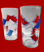 Load image into Gallery viewer, Vintage Beach Chairs Drinking Glasses (Set of 6)
