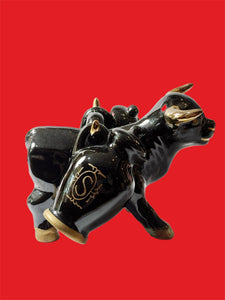Vintage Ox With Salt & Pepper Shakers