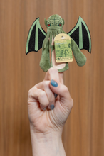 Load image into Gallery viewer, Cthulhu Magnetic Finger Puppet

