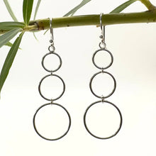 Load image into Gallery viewer, Silver Triple Circle Earrings
