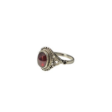 Load image into Gallery viewer, Oval Garnet Ring
