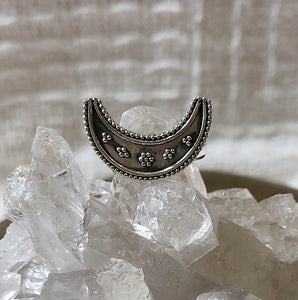 Silver Crescent Moon Ring [Bali Style]