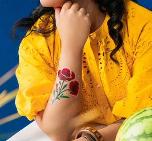 Tattly x Frida Kahlo Poppies Tattoos (Pair)