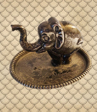 Load image into Gallery viewer, Vintage Silver-Plate Elephant Ring Holder (Oval Base)

